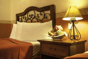  Maya Campeche Hotel  Кампече